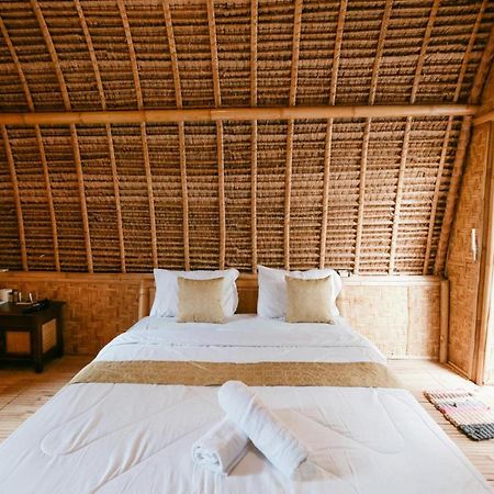 Cici Bungalow Senggigi Mangsit Kültér fotó