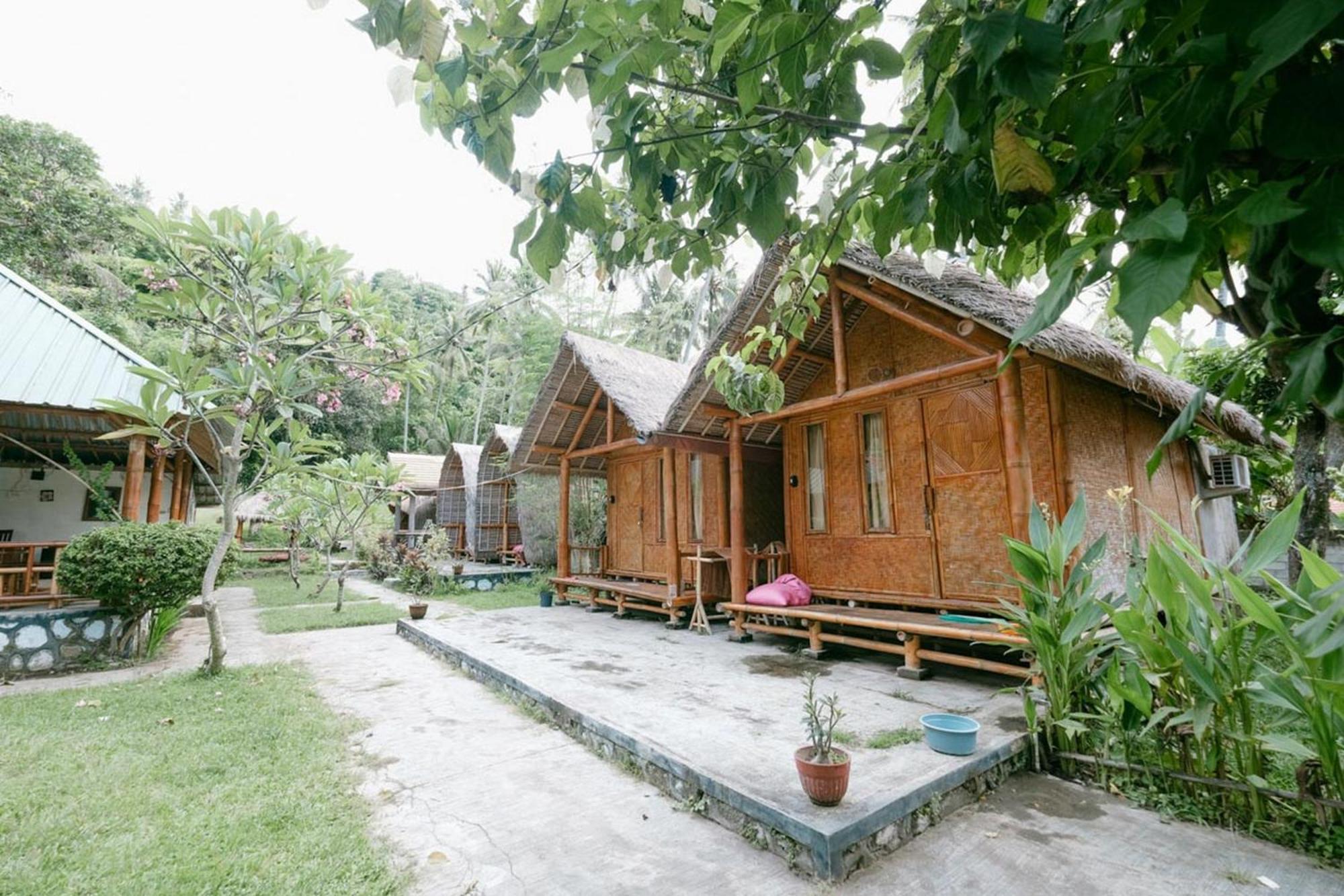 Cici Bungalow Senggigi Mangsit Kültér fotó