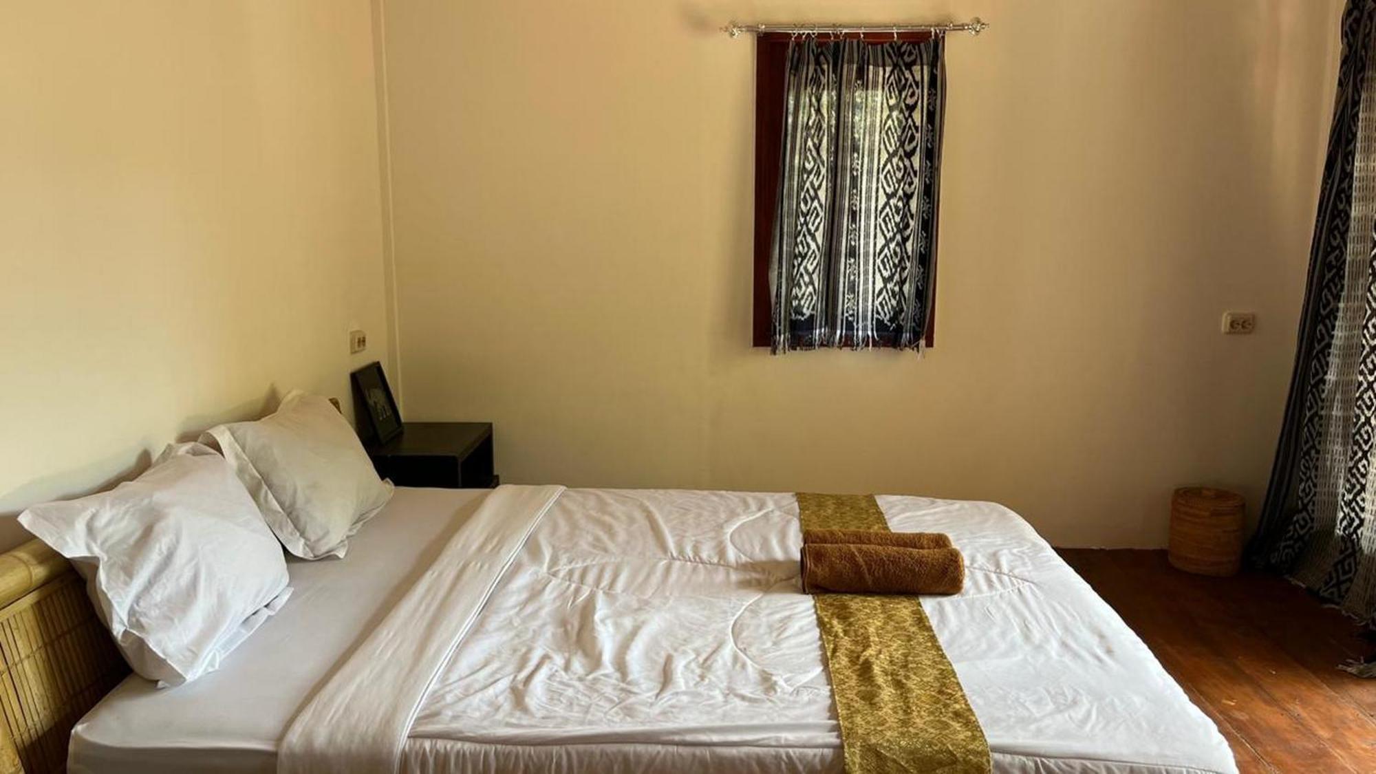 Cici Bungalow Senggigi Mangsit Kültér fotó