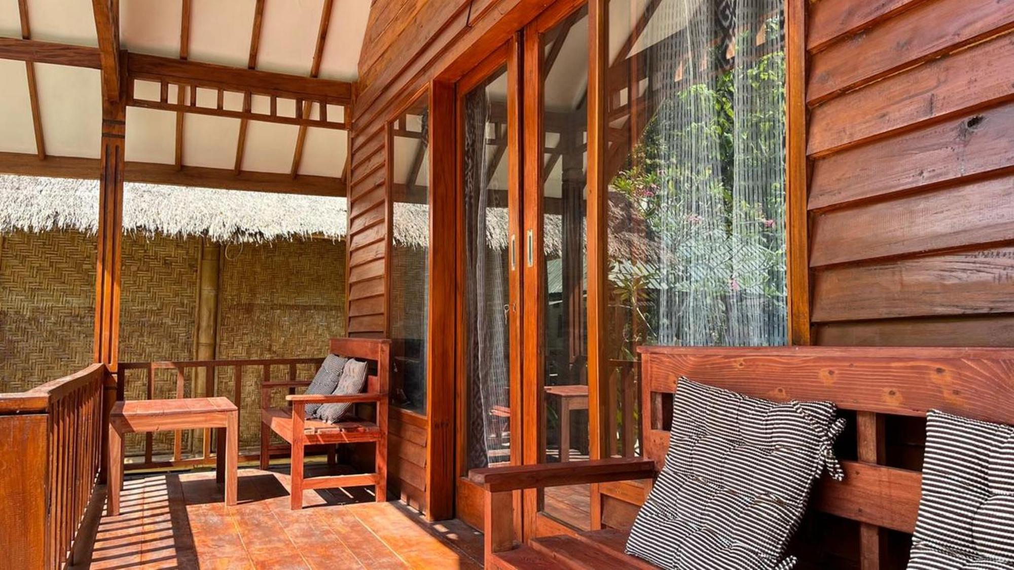 Cici Bungalow Senggigi Mangsit Kültér fotó