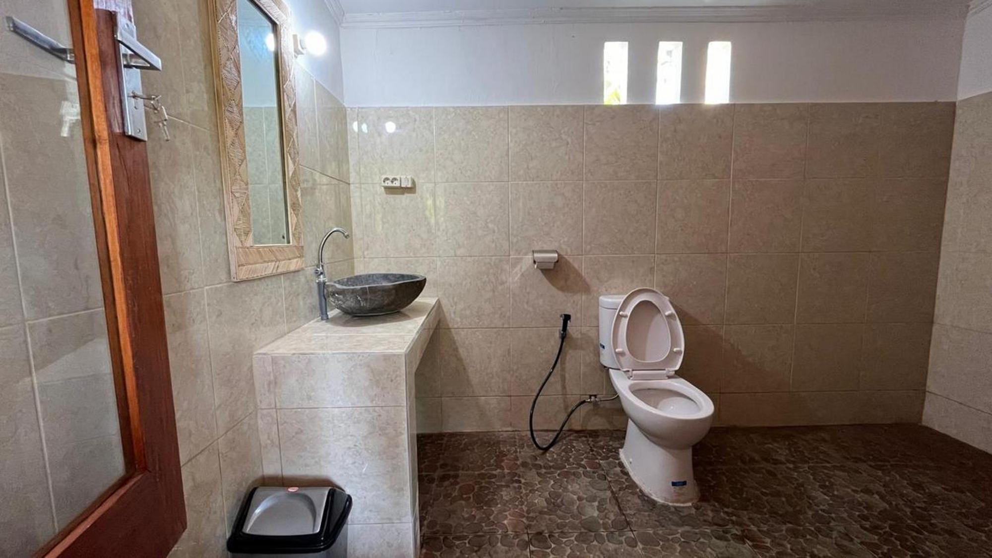 Cici Bungalow Senggigi Mangsit Kültér fotó